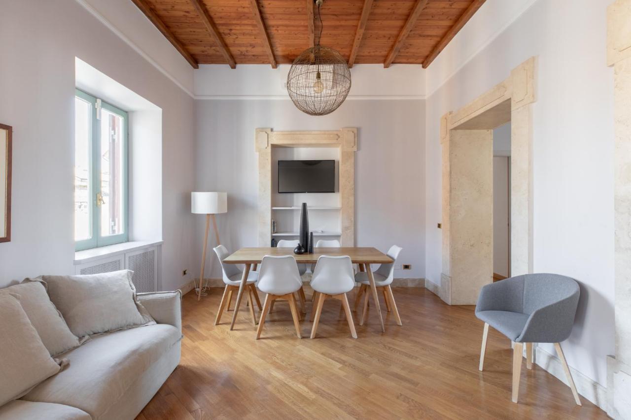 Appartamento Iflat Monti Penthouse Panoramic View Roma Esterno foto