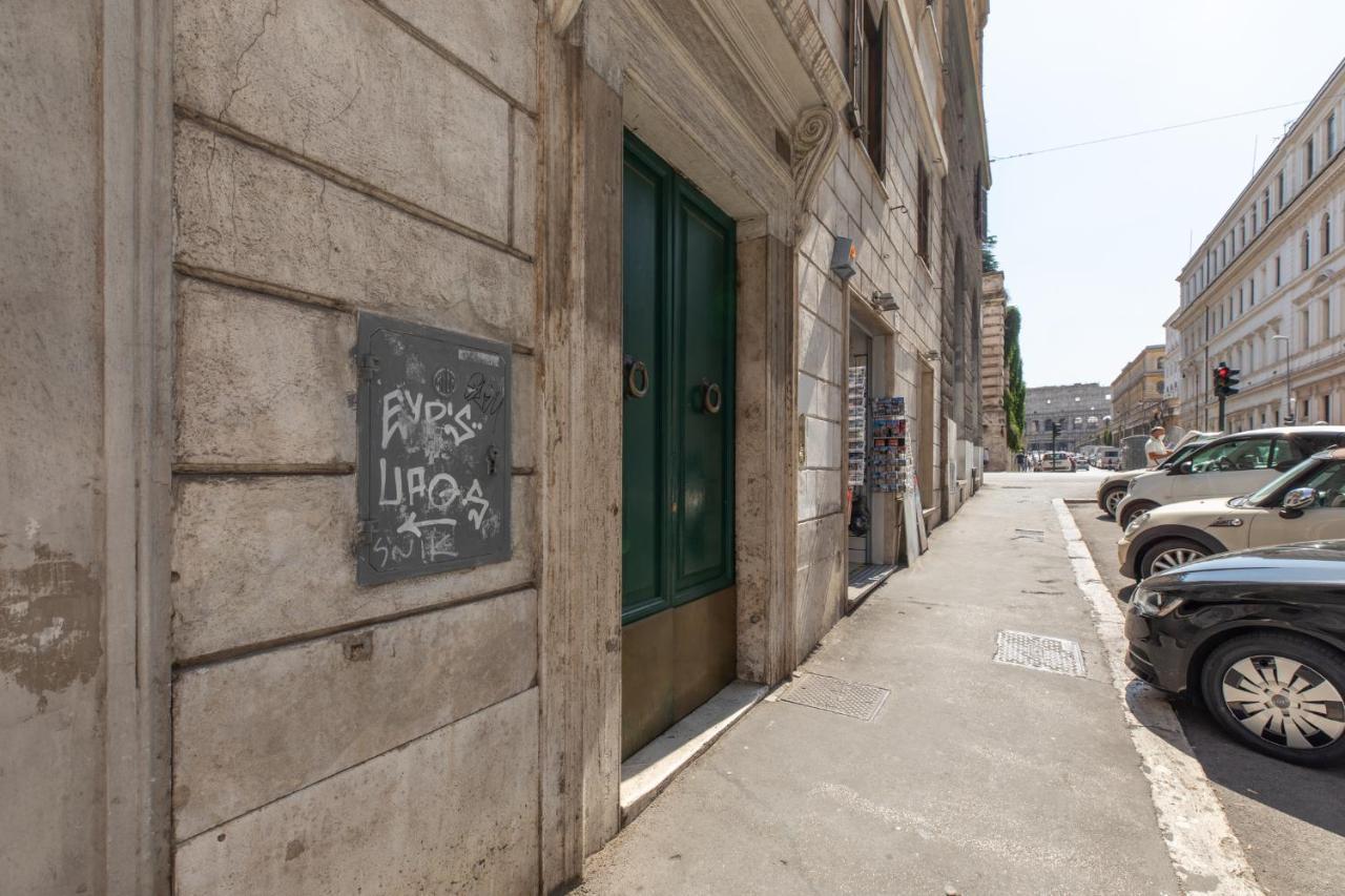 Appartamento Iflat Monti Penthouse Panoramic View Roma Esterno foto
