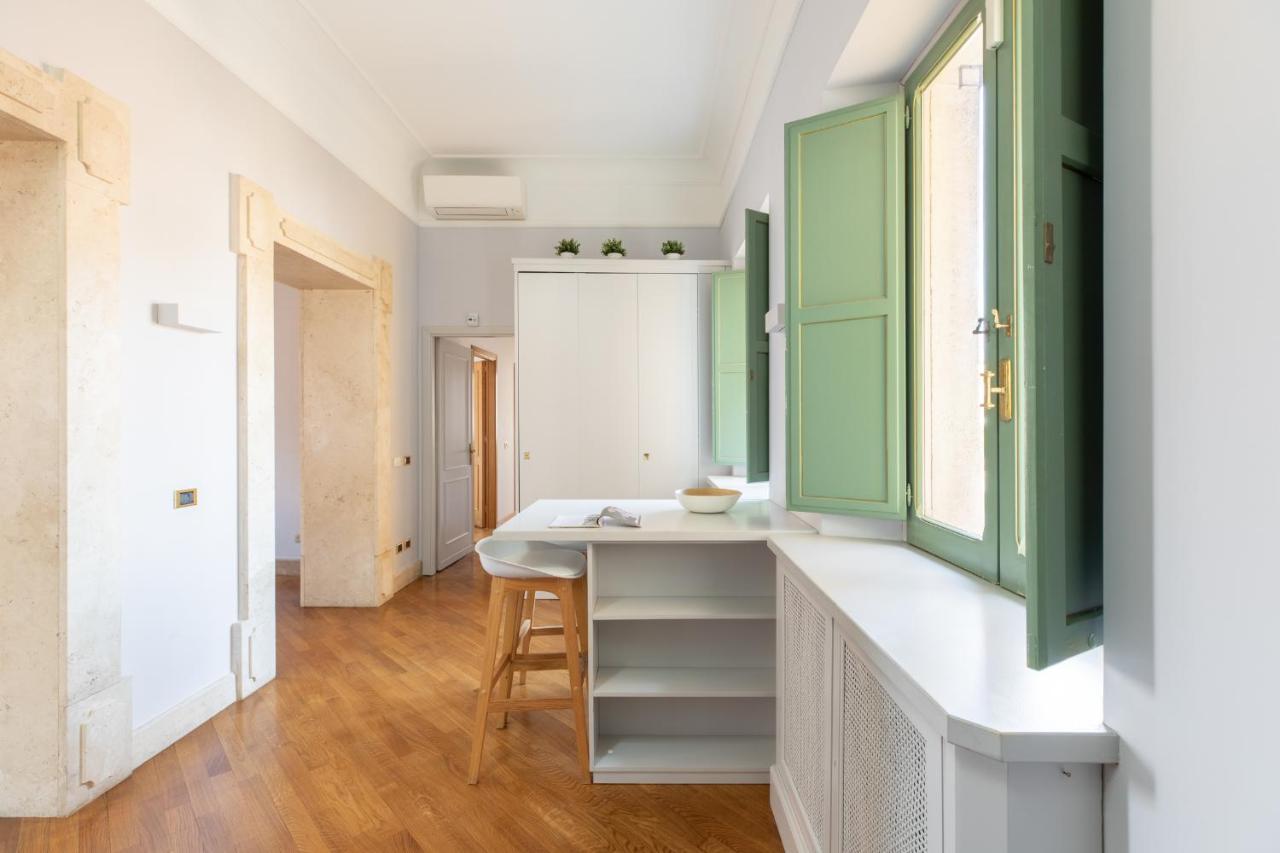 Appartamento Iflat Monti Penthouse Panoramic View Roma Esterno foto